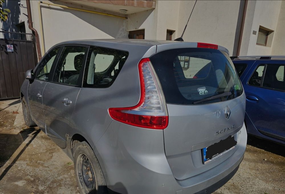 RENAULT Grand Scenic 2014 — imagine 3
