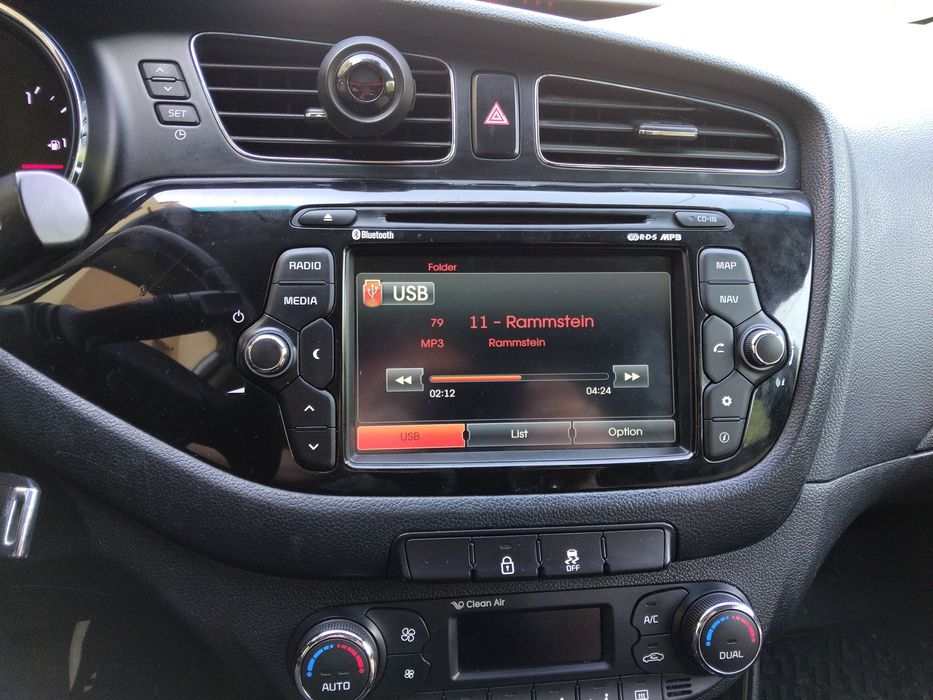 Оригинална навигация за Киа сийд