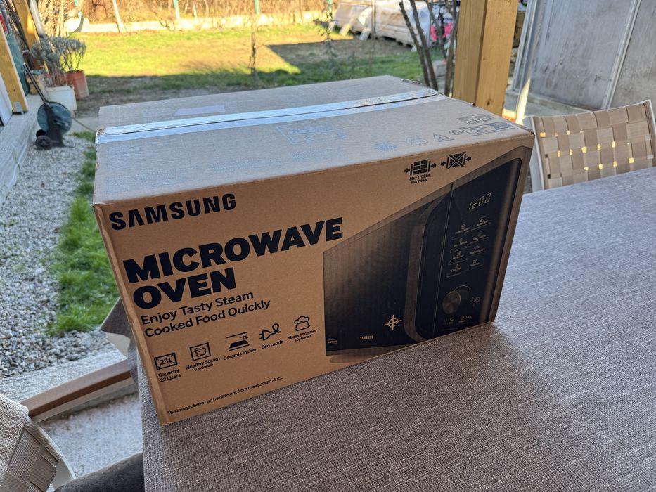 Cuptor cu microunde Samsung MS23K3515AW