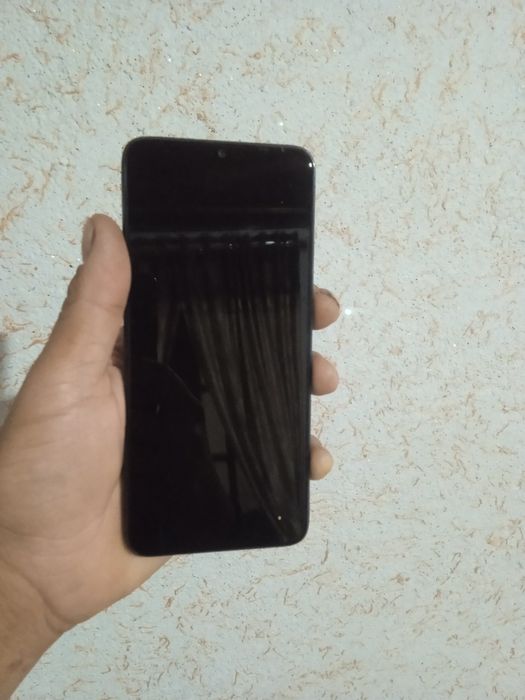 Tekno spark 10C Yangi