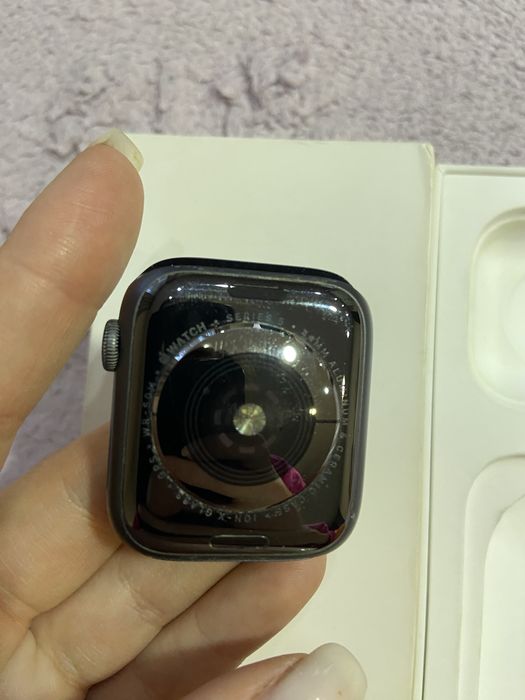 Apple Watch 5 44 mm