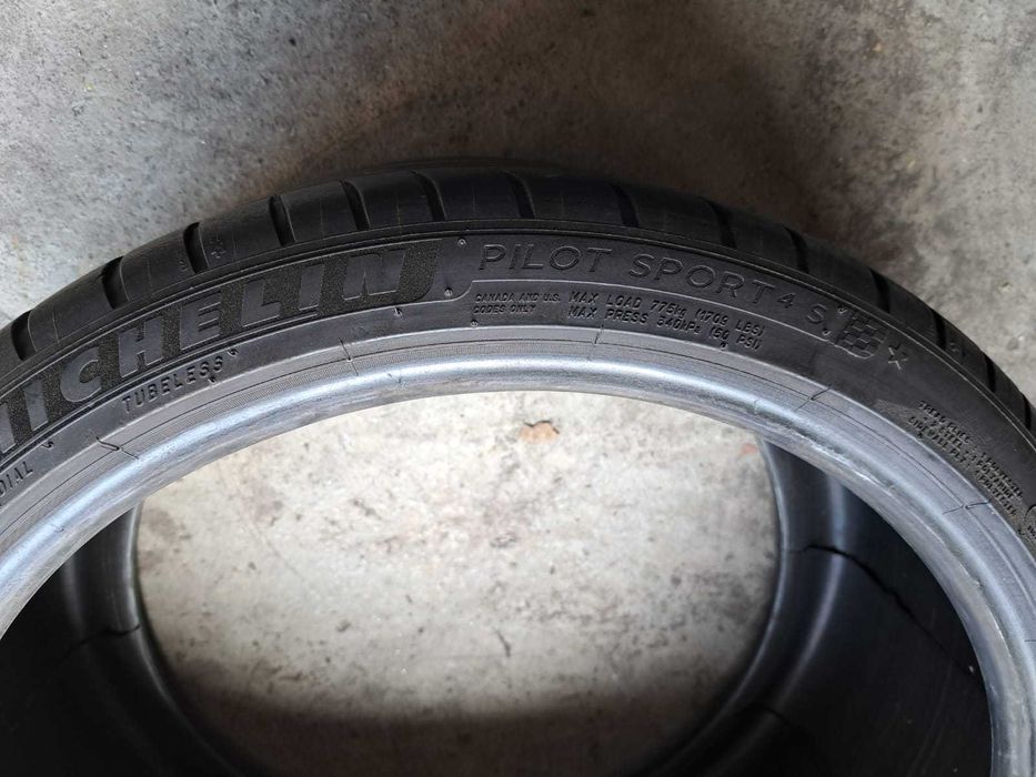 2 anvelope 285/30 R20 Michelin
