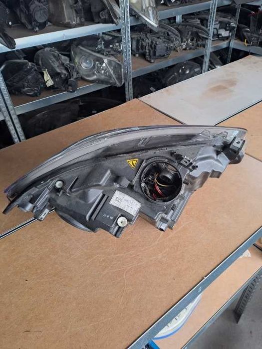Far stanga Bmw seria 1 F20 F21 xenon led far nou