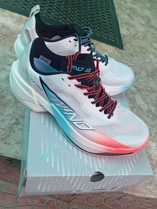 Кросовки Jordan Strong Wind 4 PRO