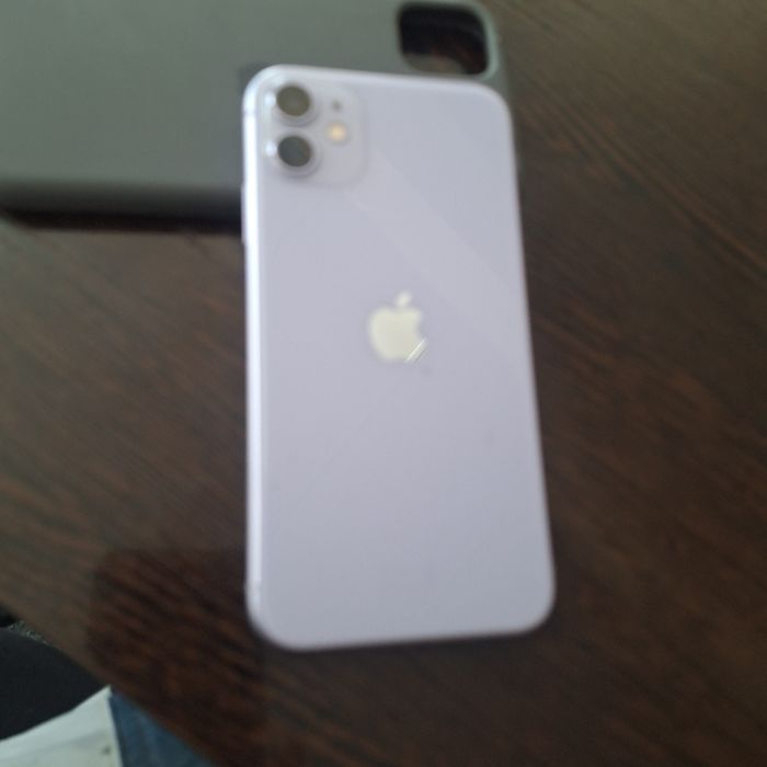 iPhone 11 с гарантией