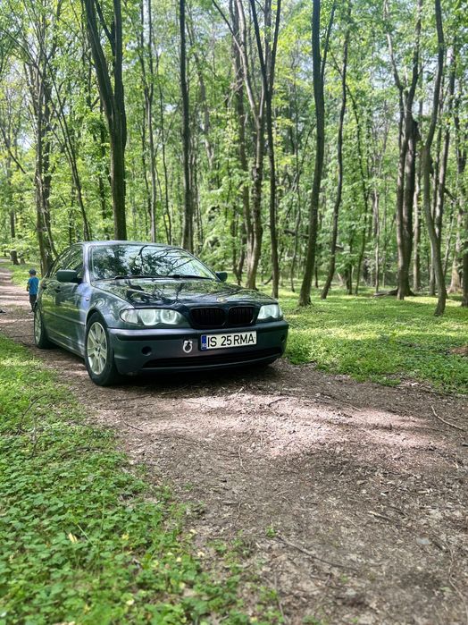 Vând BMW 318i in stare perfectă