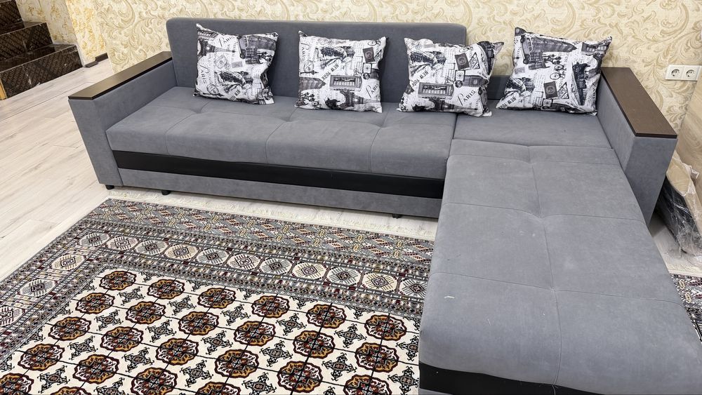 Продам Диван б/у