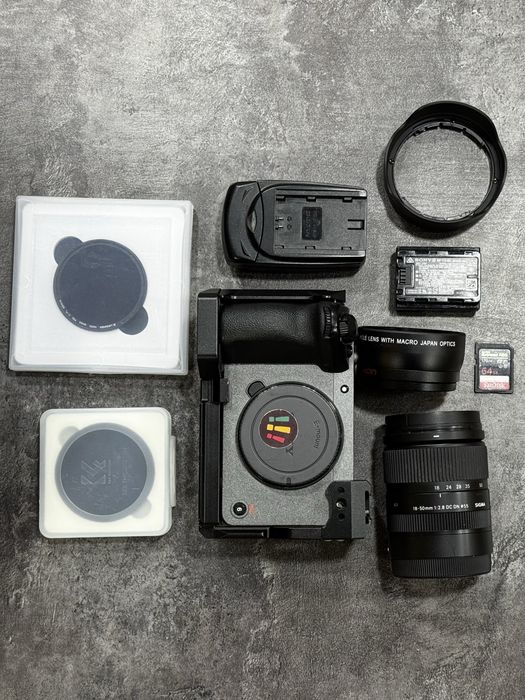 Комплект Sony FX30 + Sigma 18-55