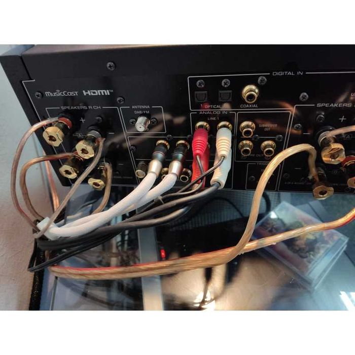 Receiver Yamaha R-N2000A în stare perfectă
