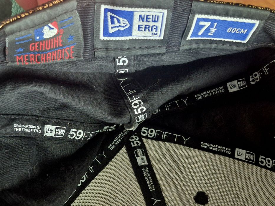 Оригинална шапка New Era 59FIFTY - NY Yankees (Paisley Gold
