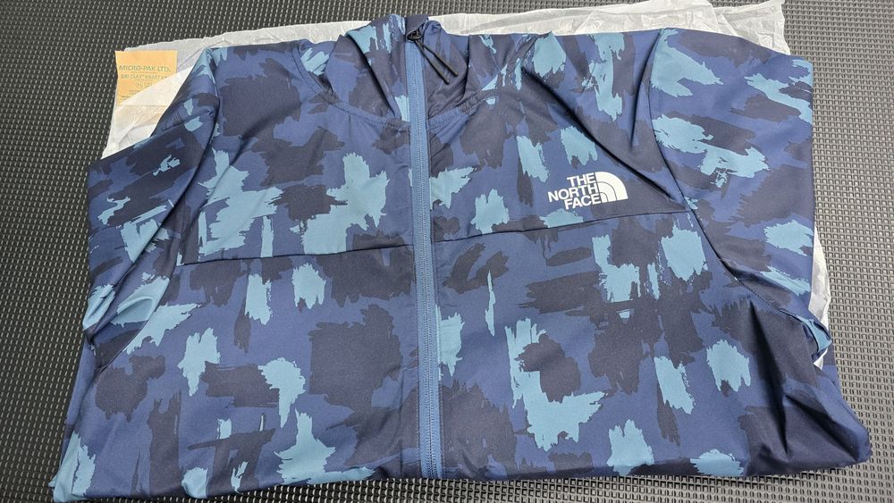 The North Face лятно тънко яке за туризъм М размер
