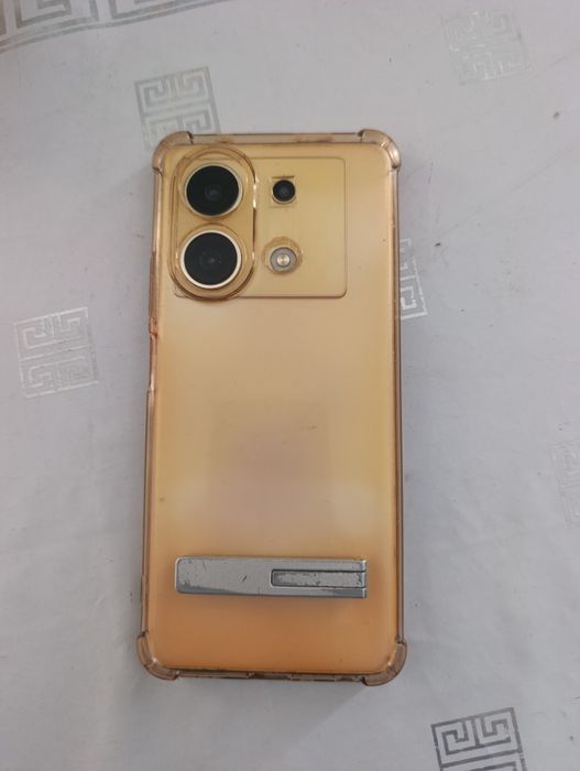 Субфлагман Infinix Zero 30 5G 12/256гб