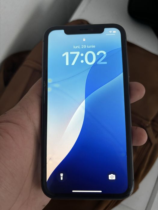 Iphone 11 negru