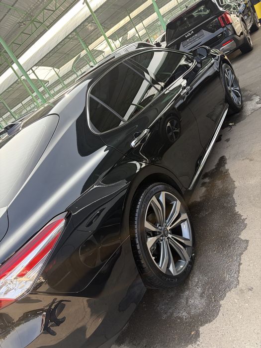 Тайота камри гибрит фулобшинг.!