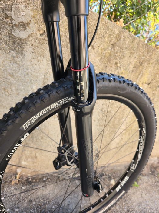 Enduro Rose Jumbo 27.5 M размер Rockshox Yari 160mm Deore Shimano 2x11 SLX, DT Swiss Алуминиев Немски, меко