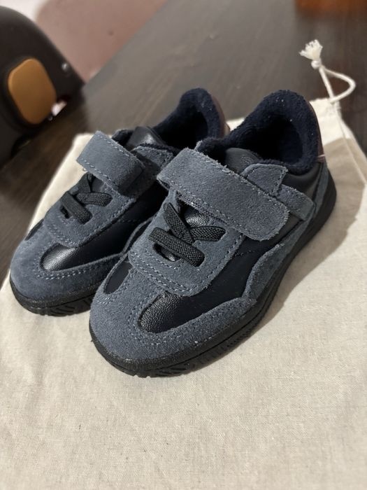 Новый зара крассовки