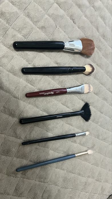 Кисточки для макияжа