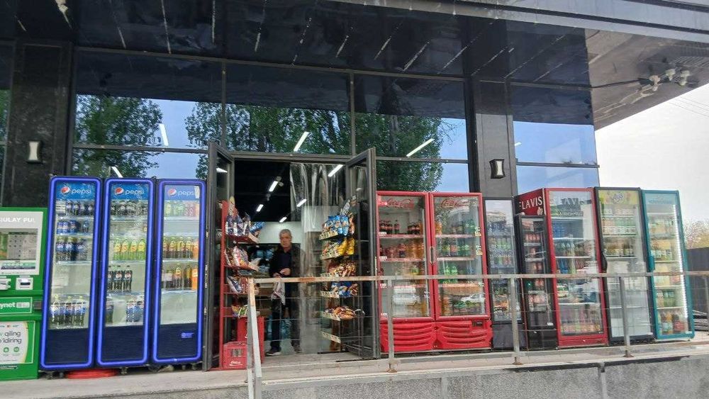 Oziq ovqat dolonidan go'sht rastasi uchun joy beriladi