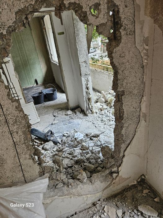 Кърти, чисти и извозва! Без почивен ден!