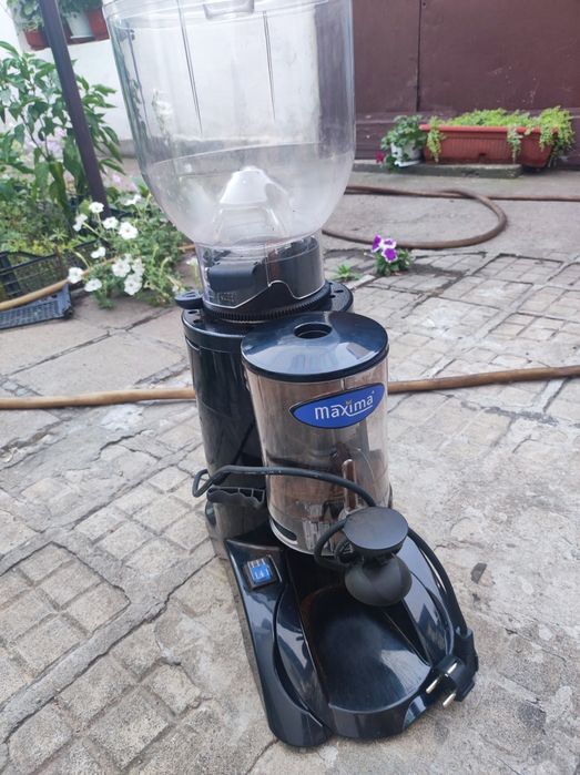 Кафемелачка MAXIMA, контейнер 2 кг.