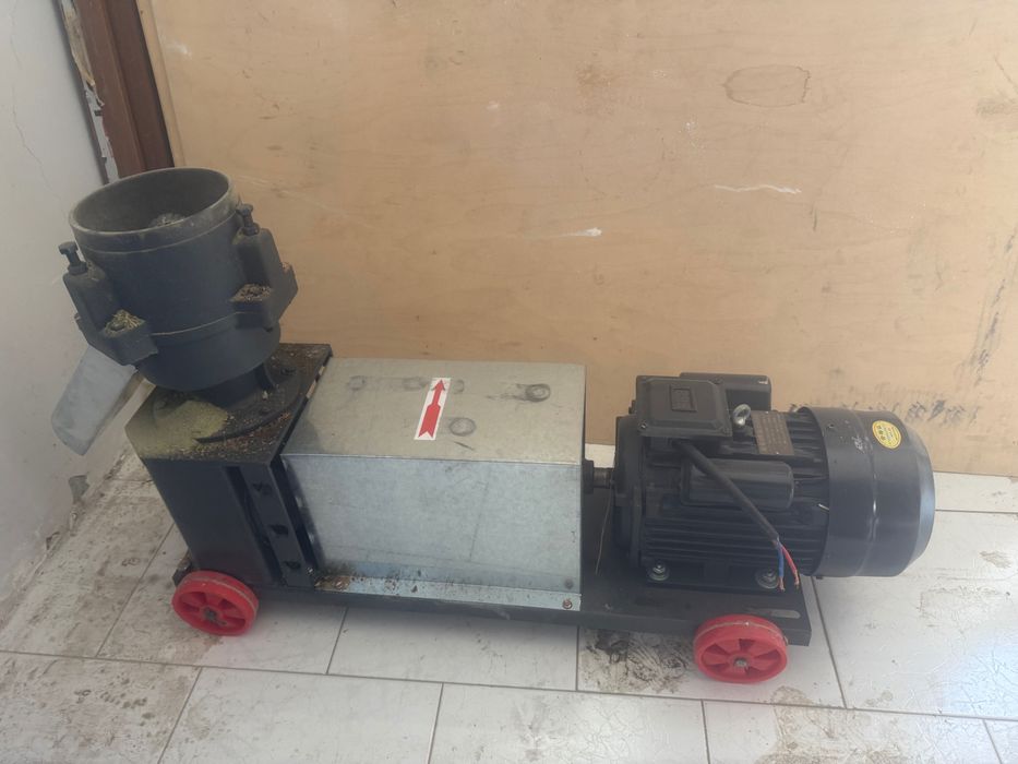 Продается гранулятор