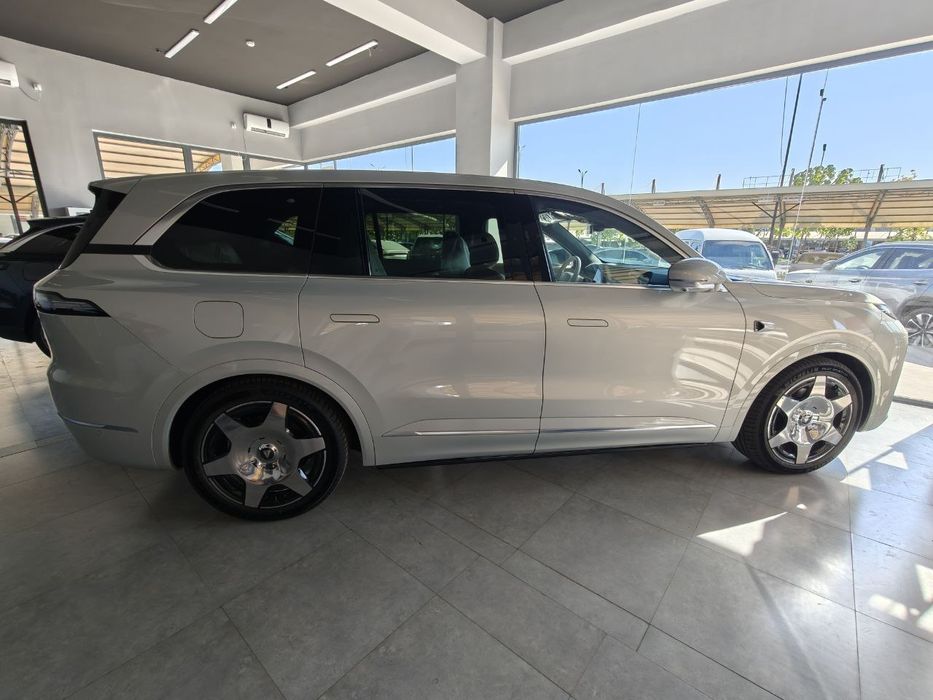 Deepal S09 2025 qora eng full