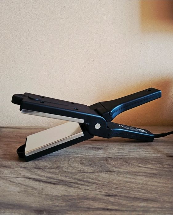 Placă de întins părul