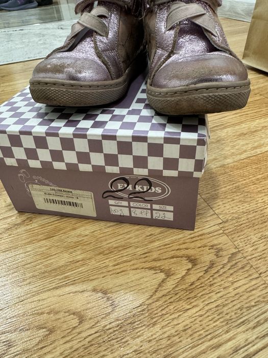 Ботинки детские 22-23р