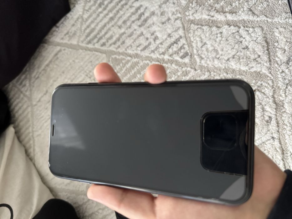 Продается iphone 11 на 128 гигов
