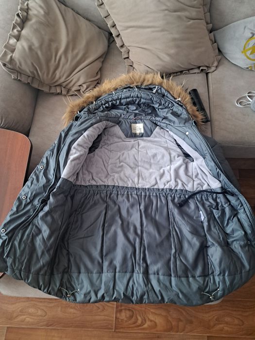 Продам пуховик  очень теплый