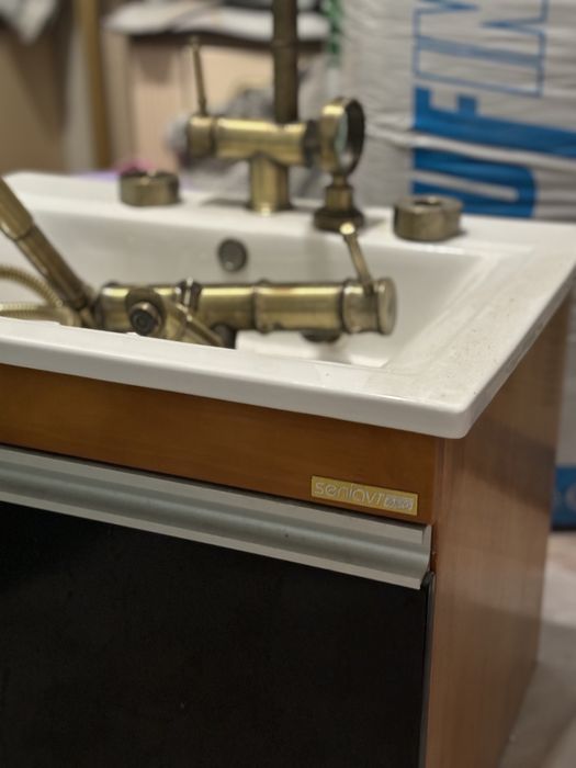 Раковина для ванный. б/у