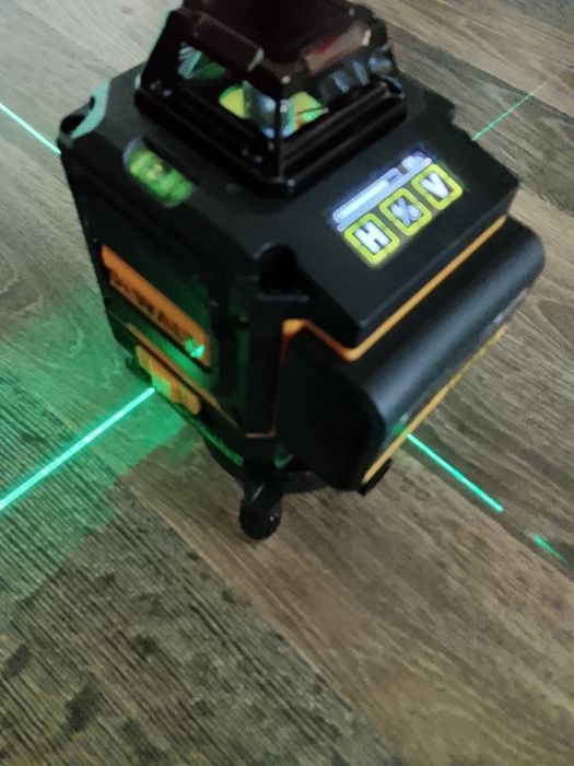 Nivela laser dewalt cu 16 linii