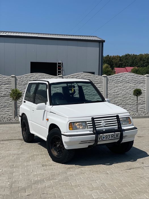 Suzuki Vitara JLX 1.6 4x4 – Raptor – Revopsită Integral – Stare Foarte Bună