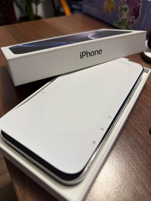 Vand URGENT iPhone 16 Pro Max 256