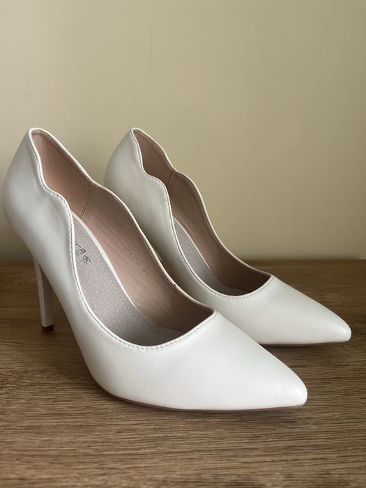 Дамски обувки 38 номер