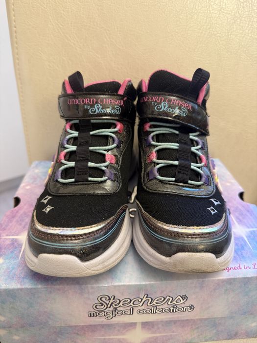 Детски светещи маратонки с еднорог Skechers, номер 31