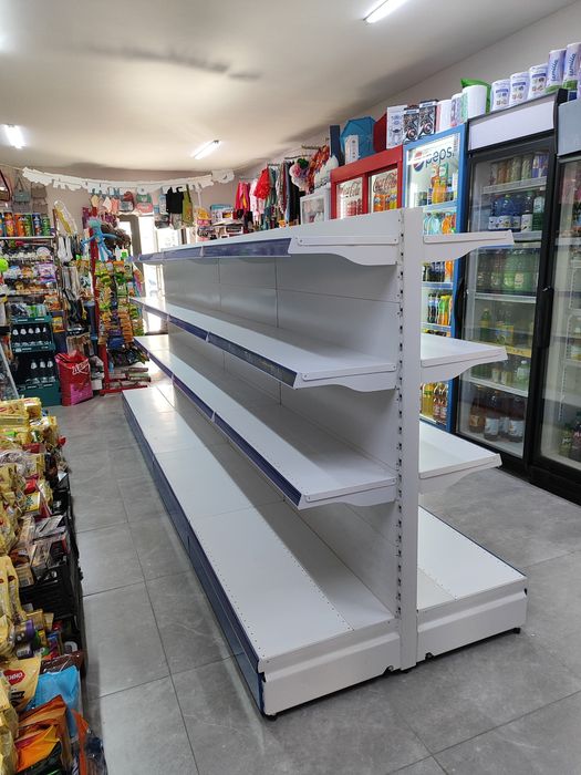 Витрина стеллажи б/у.