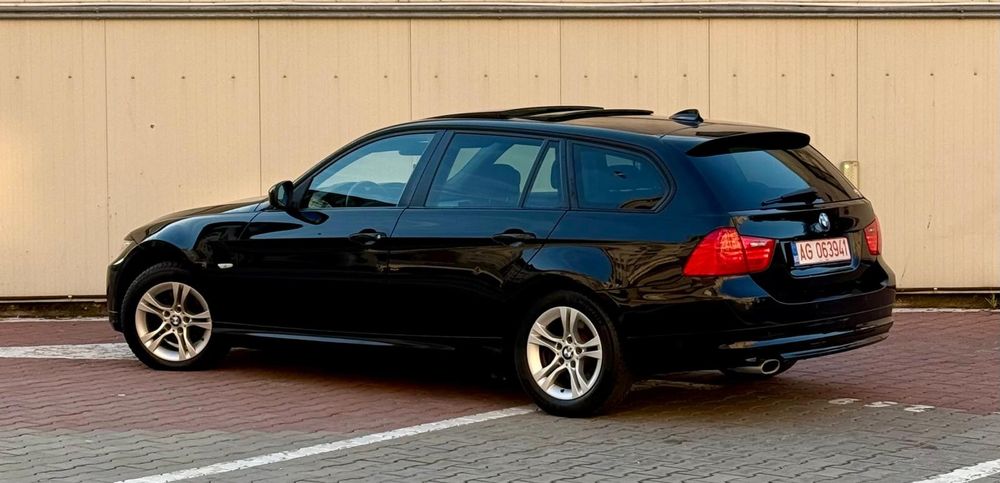 BMW 3 Series 2010 — imagine 4