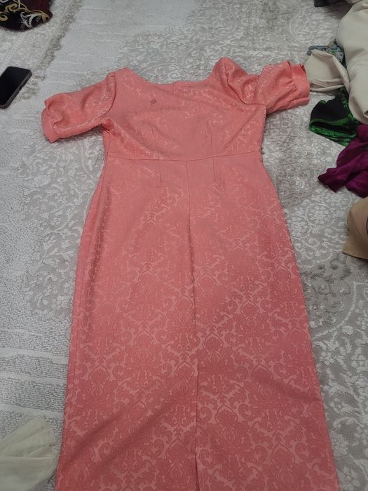 Все платье по 5000 тг