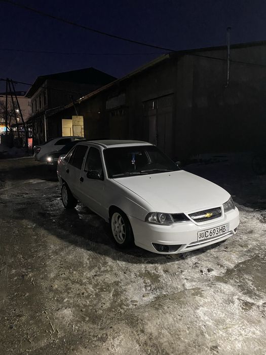 Срочни сотилади