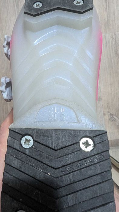 Ботинки горнолыжные 34 размер