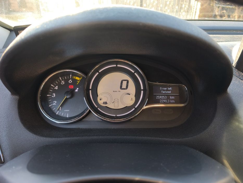 Renault Megane III  (GPL , Android , Audio BOSE)