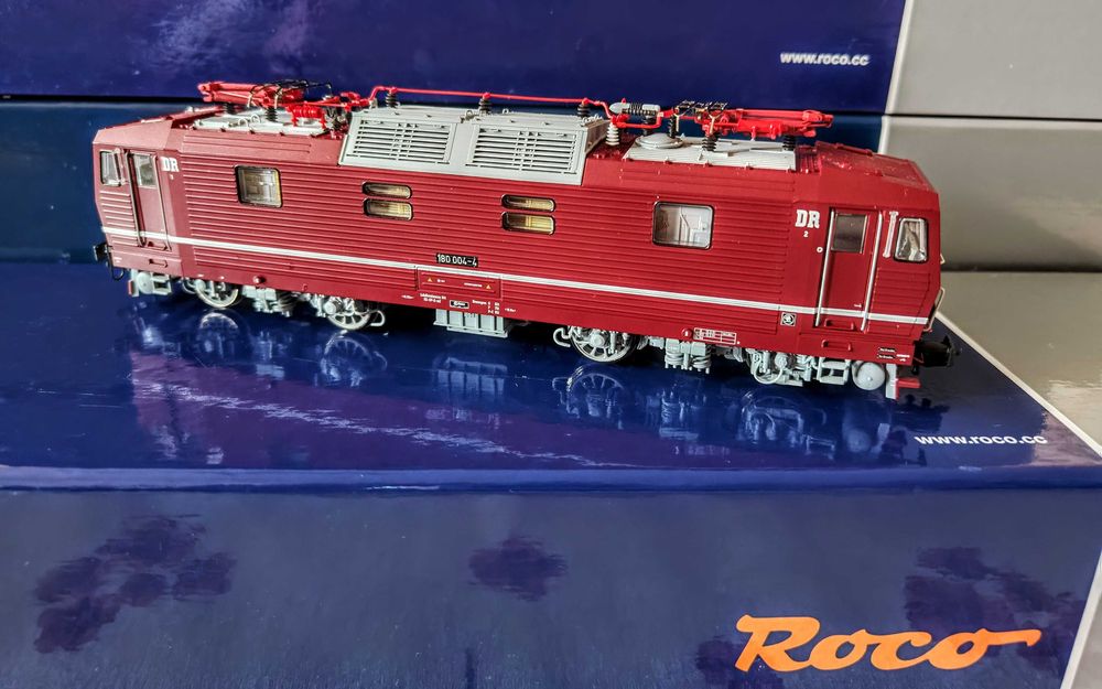 Roco електрически локомотив DR 180 Н0 1/87