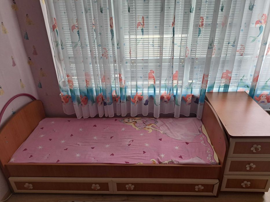 Трансформираща се  бебешка кошара