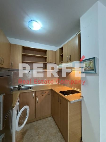 Продава се Двустаен апартамент в к.к. Слънчев бряг - 59 кв.м за 1272 €/кв.м - Снимка #6