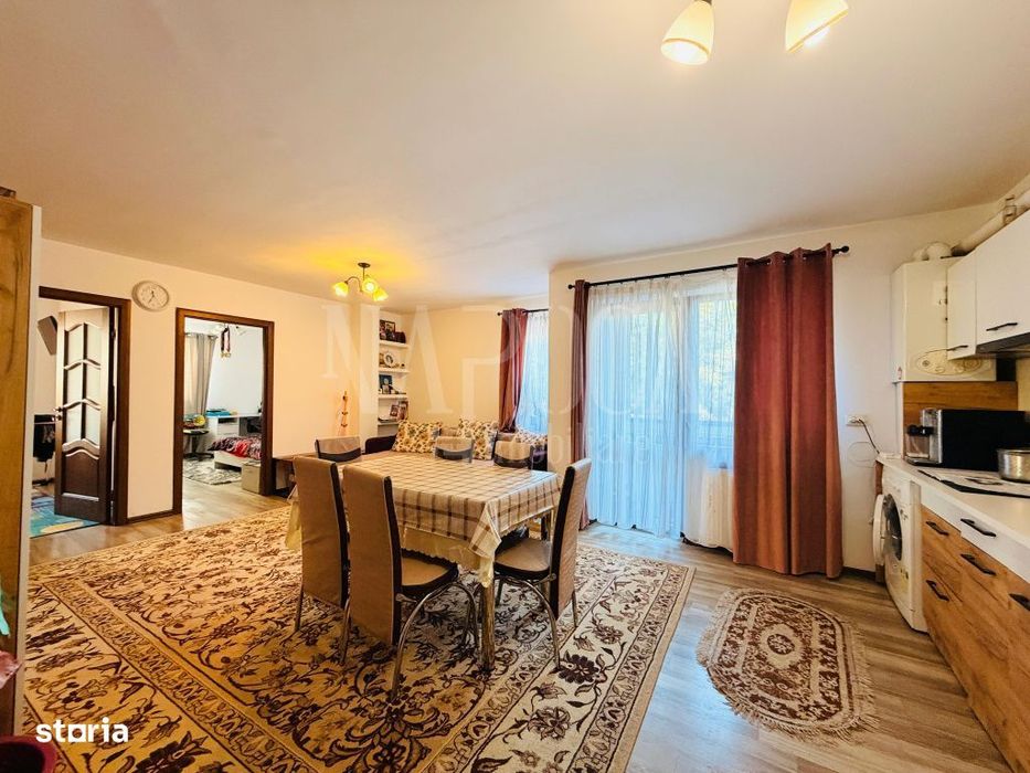 Apartament 3 camere de vanzare in Floresti