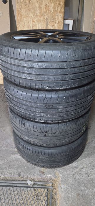 ALUTEC Джанти със летни гуми 215/55/18 7,5J ET42 5x112 ЦО 70>56,6