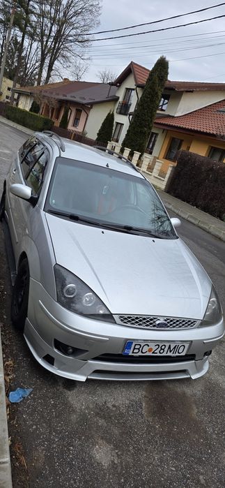 FORD Focus 2002 — imagine 3