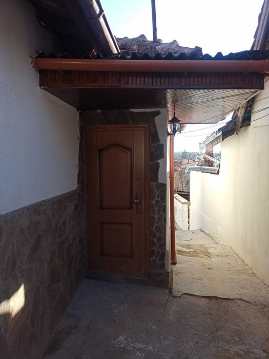 Продава се Къща в Радомир - 66 кв.м за 928 €/кв.м - Снимка #3