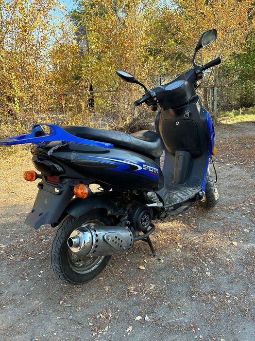 Продам скутер 80 кубов